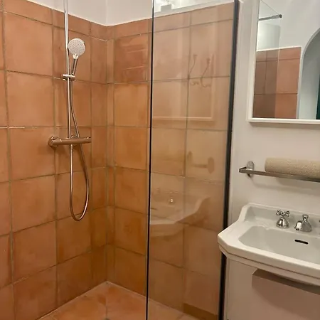 Villa Magdala-Suite Familiale 3*